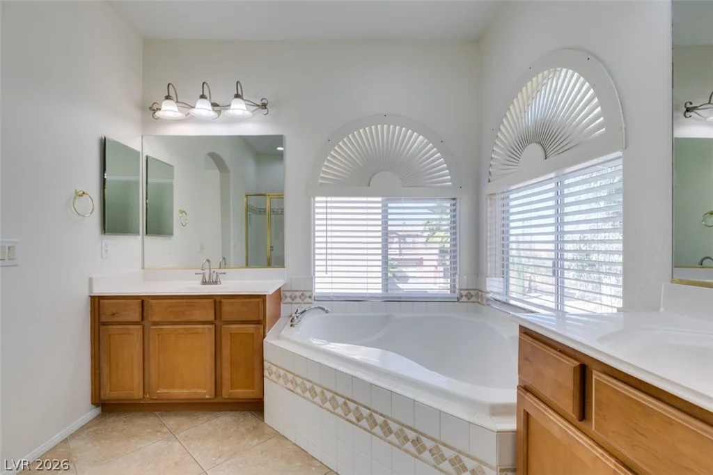 10744 Binasco, Las Vegas, NV 89141