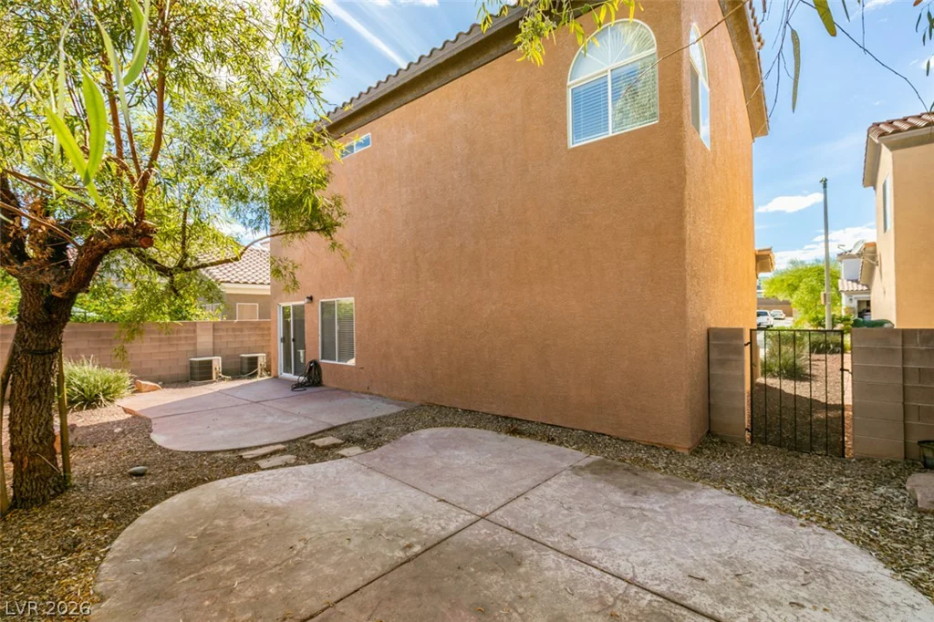 10744 Binasco, Las Vegas, NV 89141