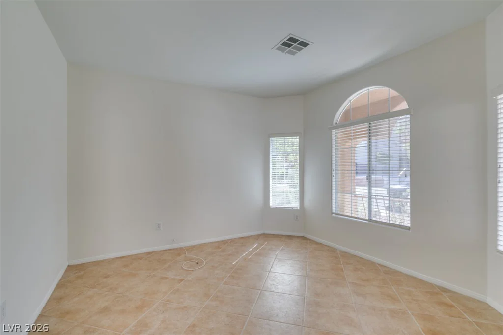 10744 Binasco, Las Vegas, NV 89141