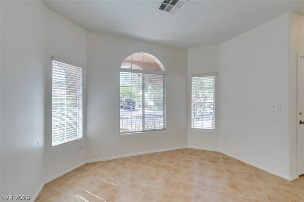 10744 Binasco, Las Vegas, NV 89141