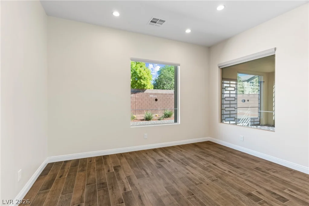 10028 Regency Square, Las Vegas, NV 89148