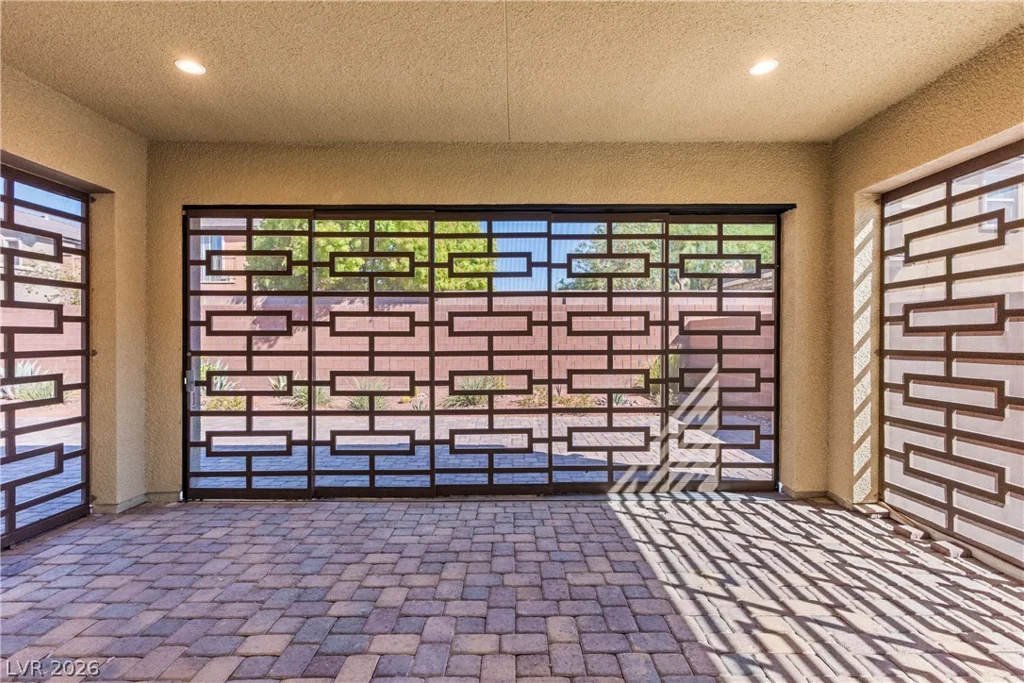 10028 Regency Square, Las Vegas, NV 89148