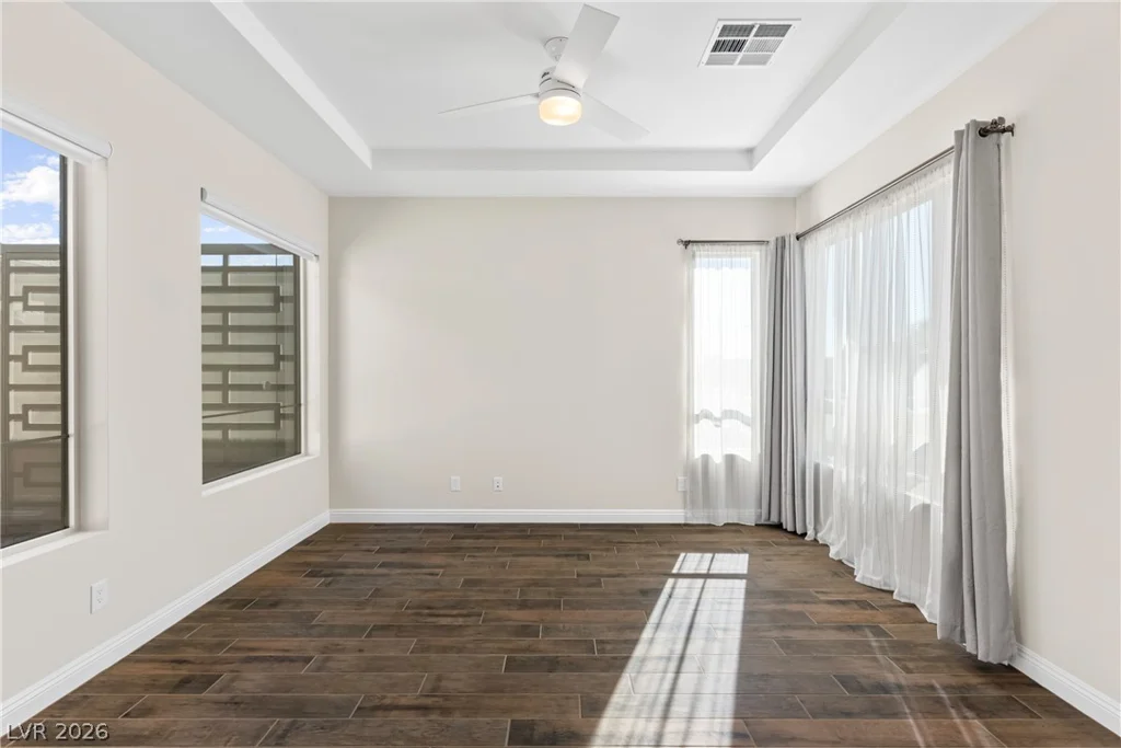 10028 Regency Square, Las Vegas, NV 89148