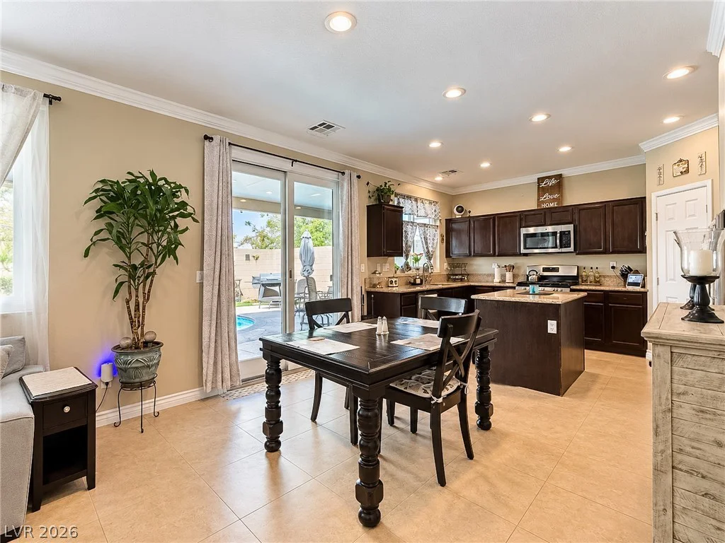 5655 Indian Springs, North Las Vegas, NV 89031