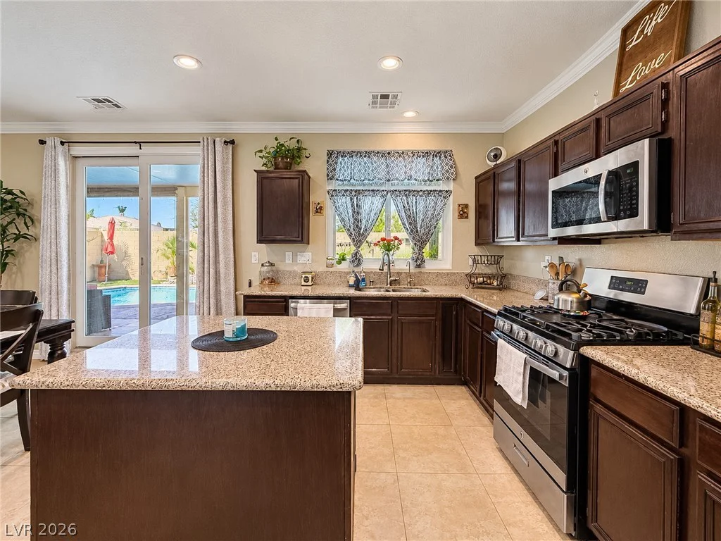 5655 Indian Springs, North Las Vegas, NV 89031