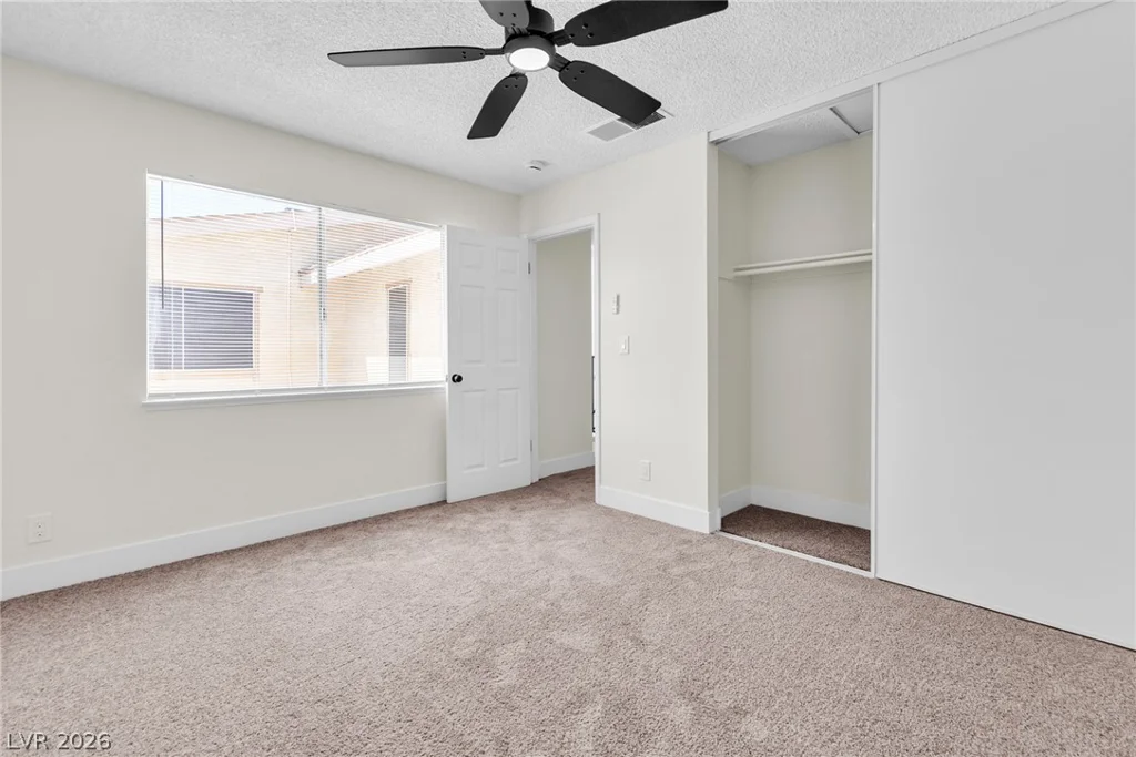 2256 Tall Pine, Las Vegas, NV 89108