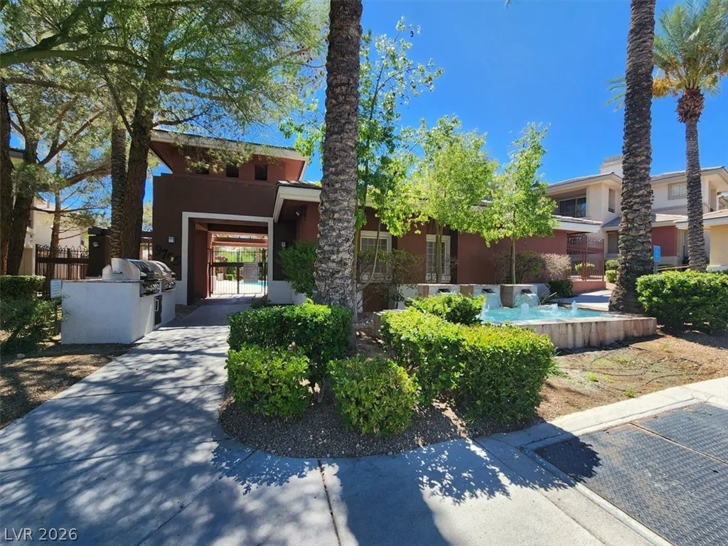 1008 Domnus, Las Vegas, NV 89144