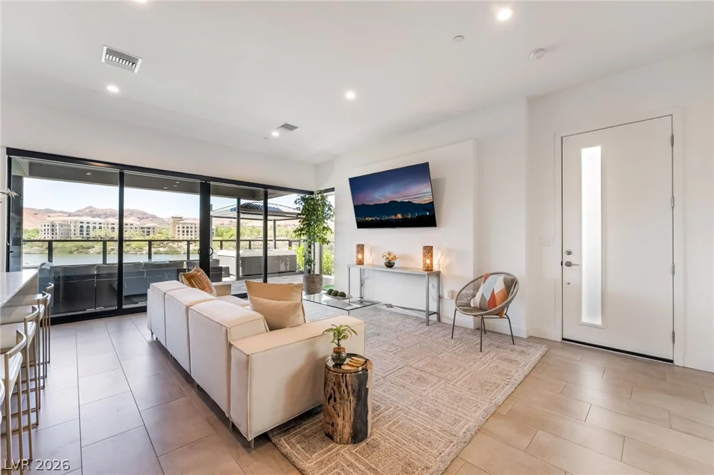 16 Heron Harbour, Henderson, NV 89011