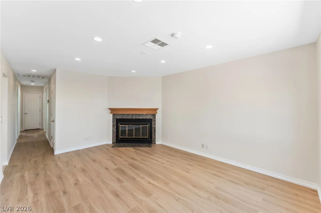 2524 Valparaiso, Las Vegas, NV 89108