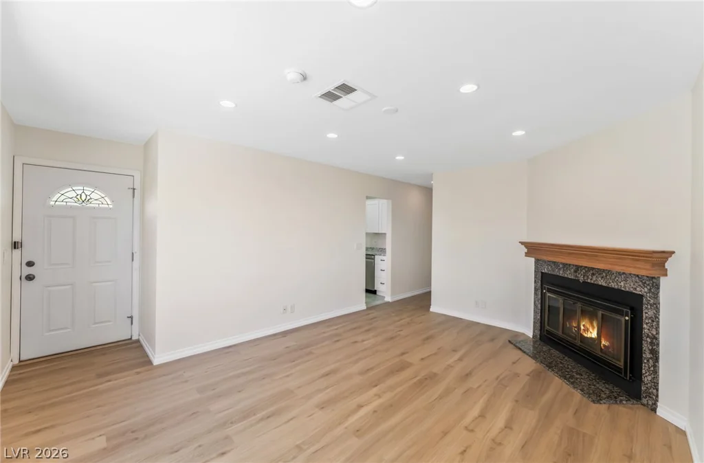 2524 Valparaiso, Las Vegas, NV 89108