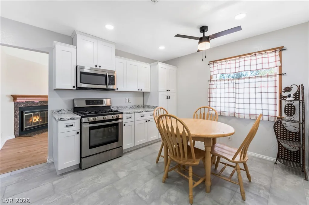 2524 Valparaiso, Las Vegas, NV 89108