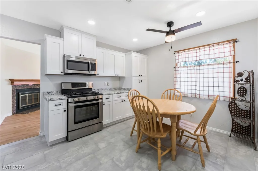 2524 Valparaiso, Las Vegas, NV 89108