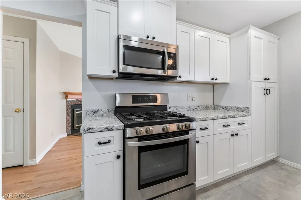 2524 Valparaiso, Las Vegas, NV 89108
