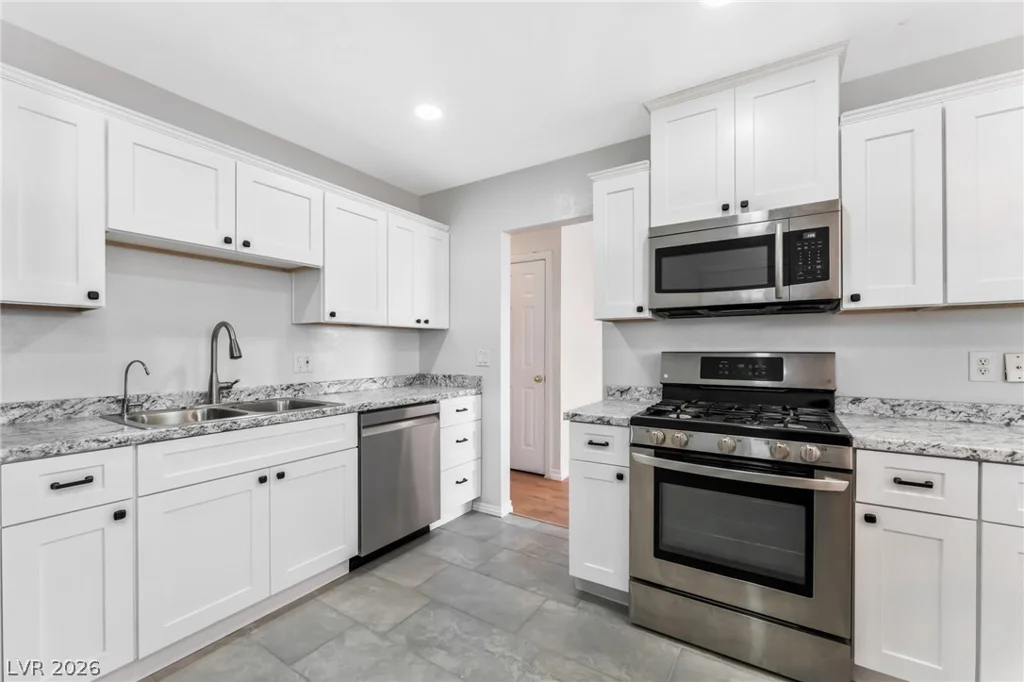 2524 Valparaiso, Las Vegas, NV 89108
