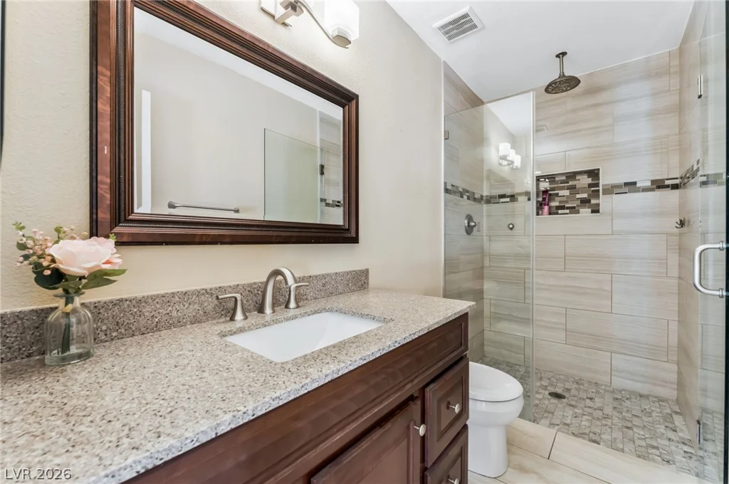 2524 Valparaiso, Las Vegas, NV 89108