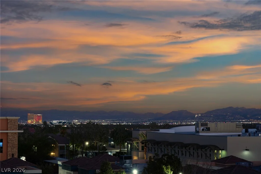 8925 Flamingo, Las Vegas, NV 89147