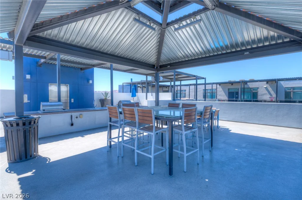 8925 Flamingo, Las Vegas, NV 89147