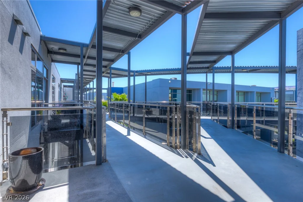 8925 Flamingo, Las Vegas, NV 89147