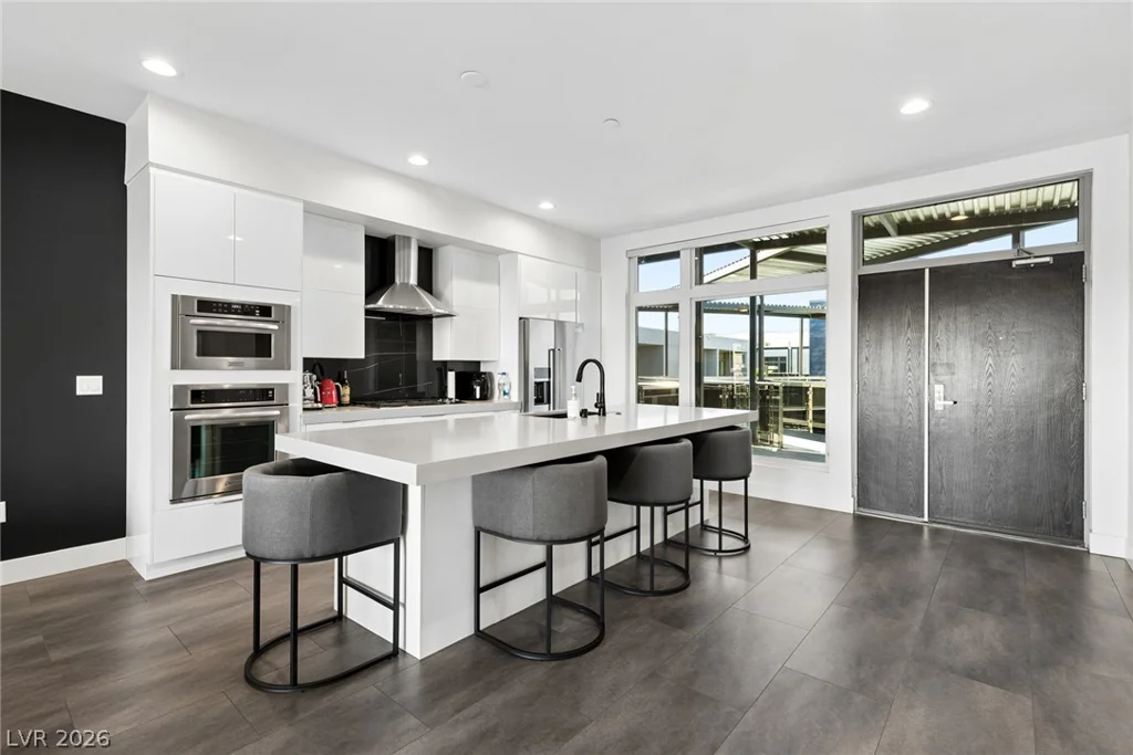 8925 Flamingo, Las Vegas, NV 89147
