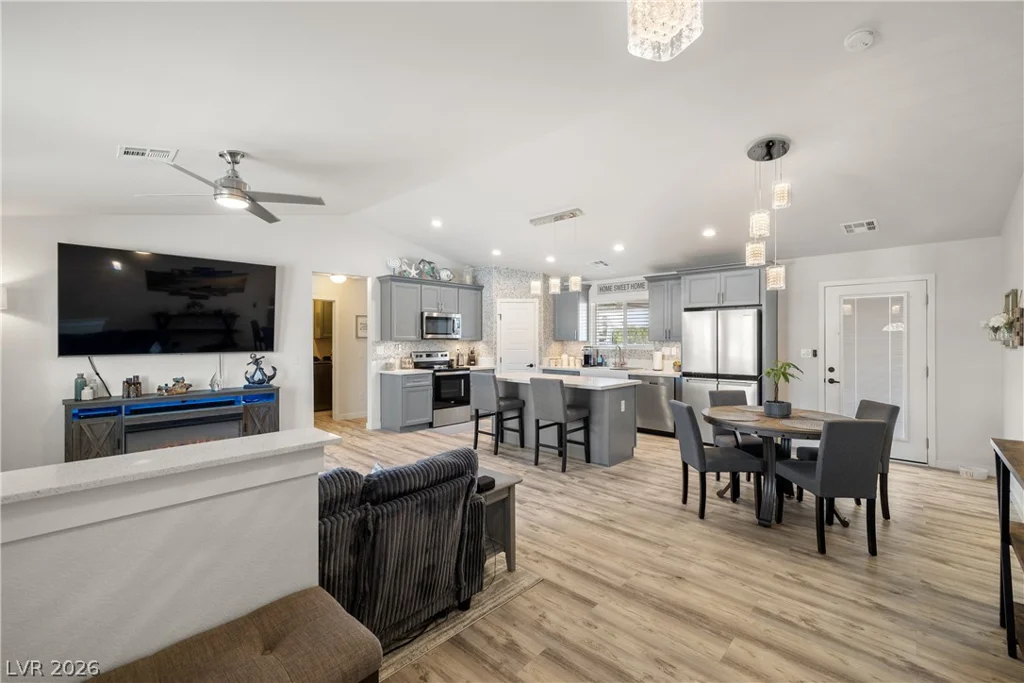 681 Indian Wells, Pahrump, NV 89060