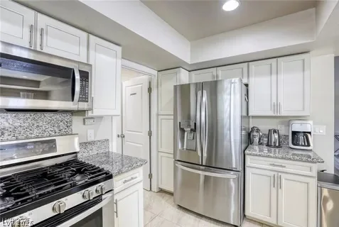 4068 Spitze, Las Vegas, NV 89103