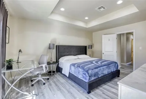 4068 Spitze, Las Vegas, NV 89103