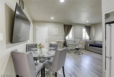 4068 Spitze, Las Vegas, NV 89103
