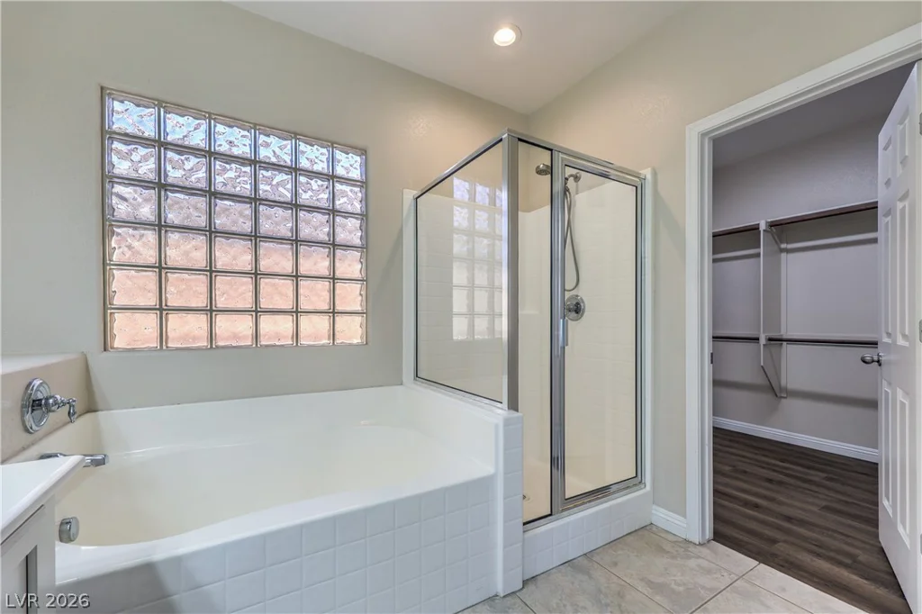 7148 Crescentville, Las Vegas, NV 89131