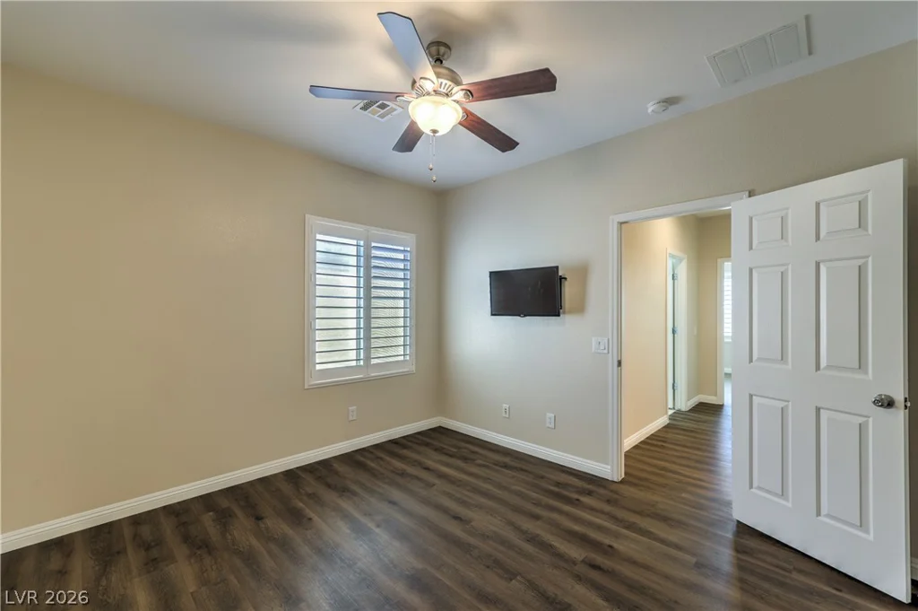 7148 Crescentville, Las Vegas, NV 89131
