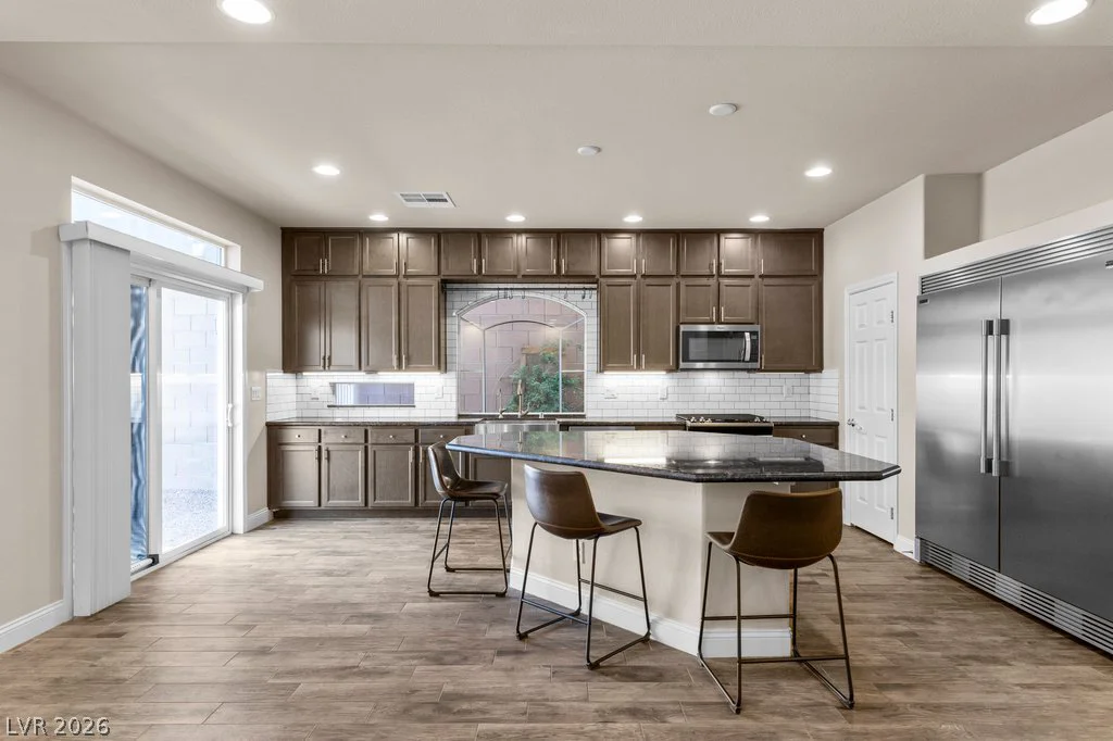 9253 Briggs Hill, Las Vegas, NV 89139