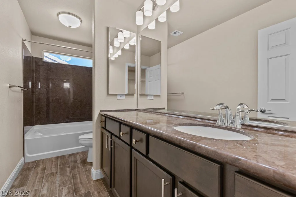 9253 Briggs Hill, Las Vegas, NV 89139