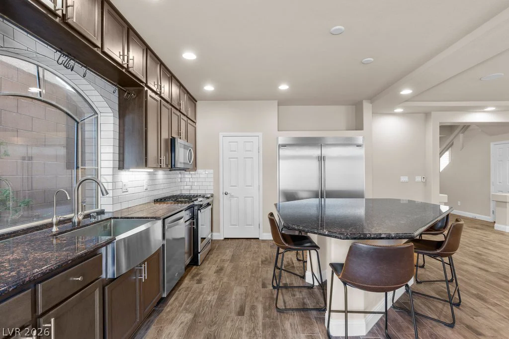 9253 Briggs Hill, Las Vegas, NV 89139