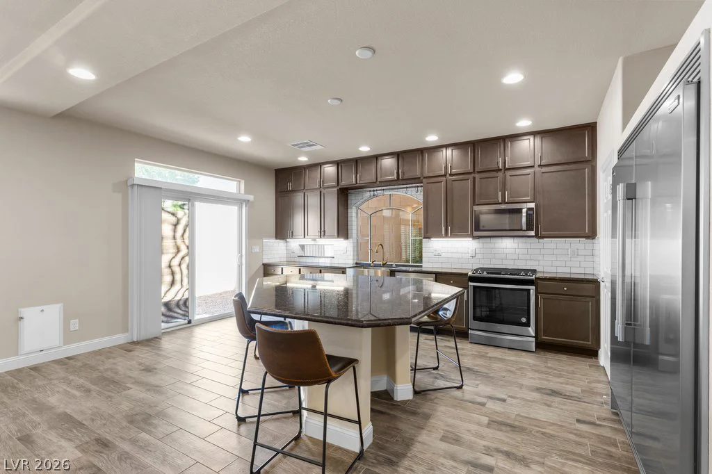 9253 Briggs Hill, Las Vegas, NV 89139
