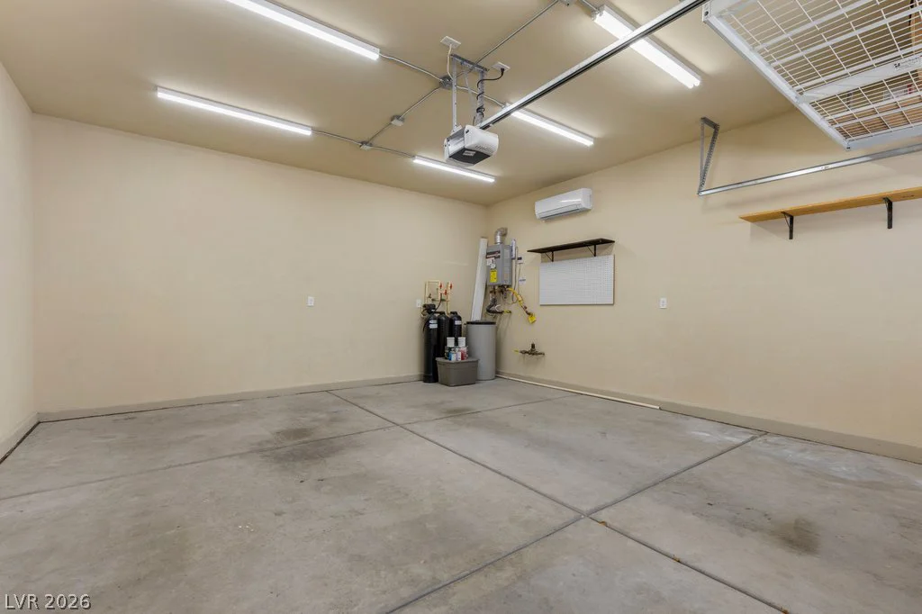 9253 Briggs Hill, Las Vegas, NV 89139