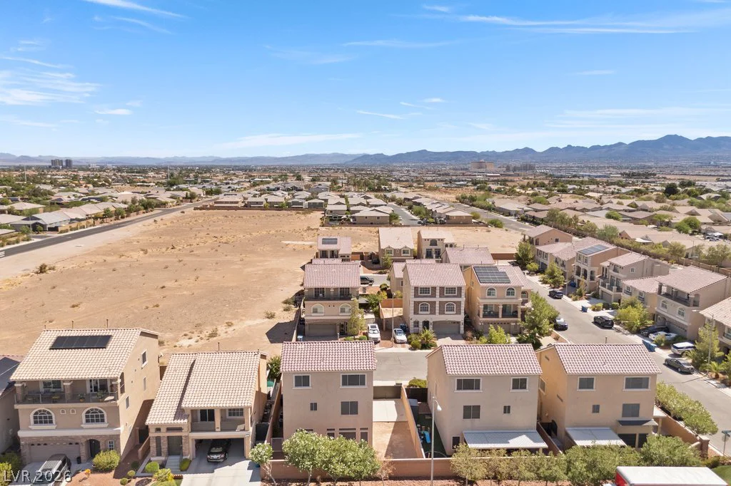 9253 Briggs Hill, Las Vegas, NV 89139
