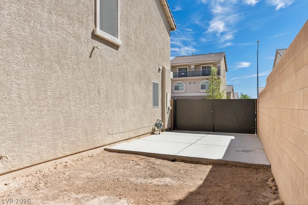9253 Briggs Hill, Las Vegas, NV 89139