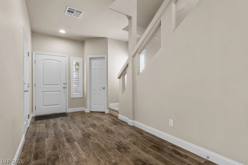 9253 Briggs Hill, Las Vegas, NV 89139
