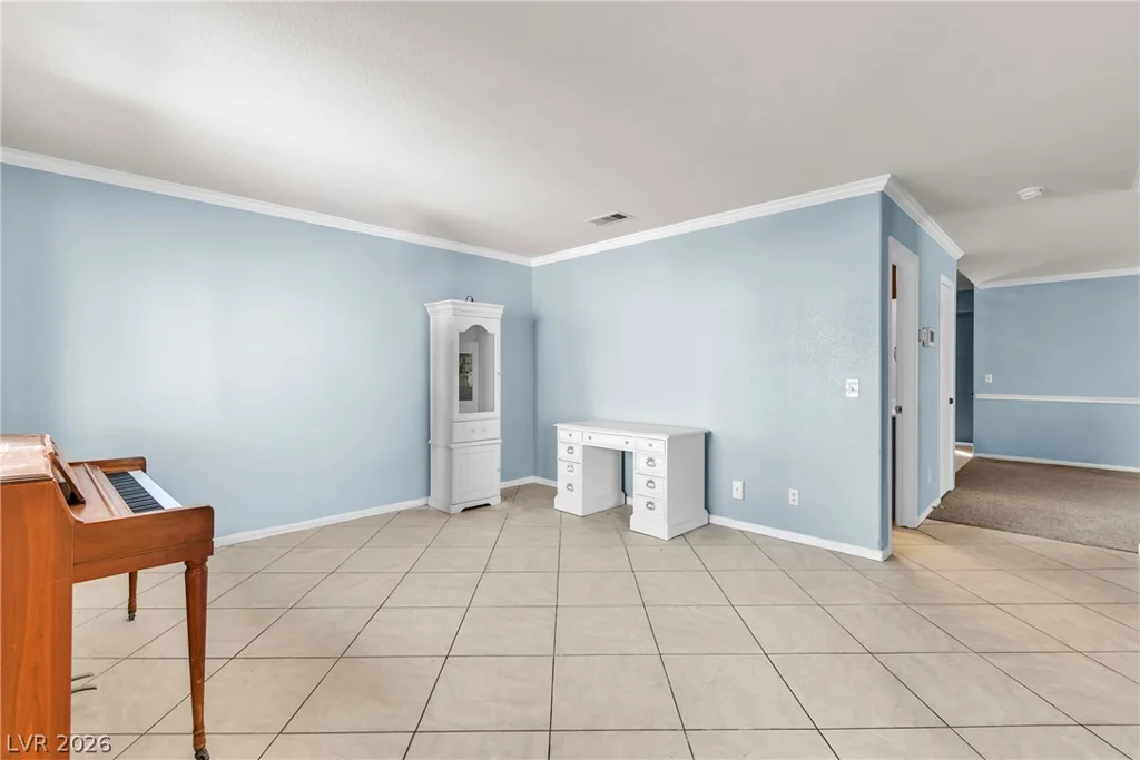 6548 Elk Creek, Las Vegas, NV 89156