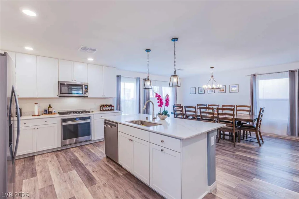 7712 Lush Oasis, Las Vegas, NV 89113