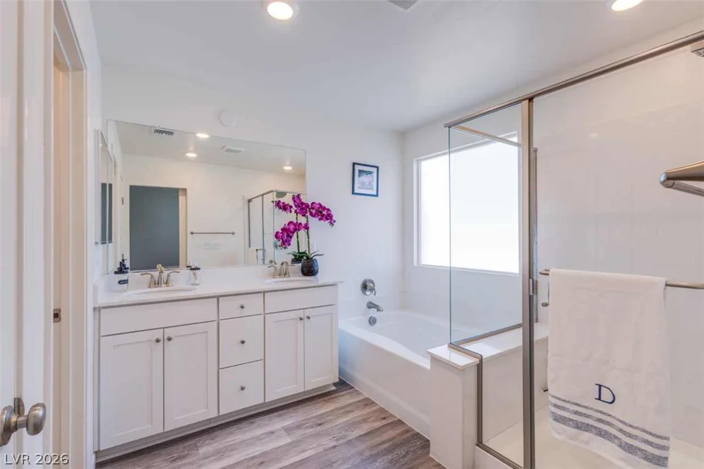 7712 Lush Oasis, Las Vegas, NV 89113