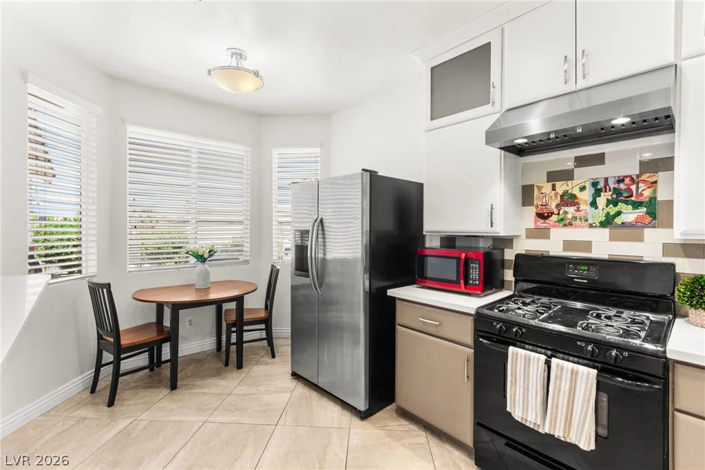 375 Golden Shore, Las Vegas, NV 89123