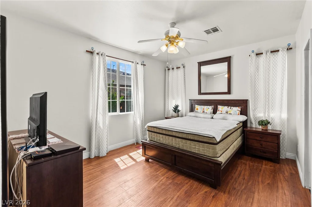 375 Golden Shore, Las Vegas, NV 89123