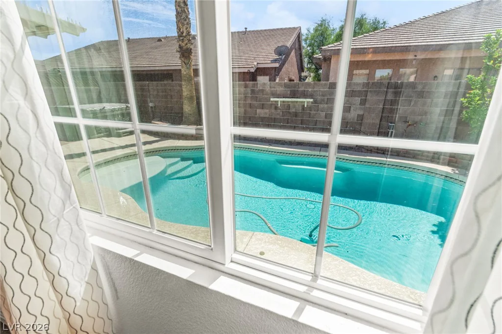 375 Golden Shore, Las Vegas, NV 89123