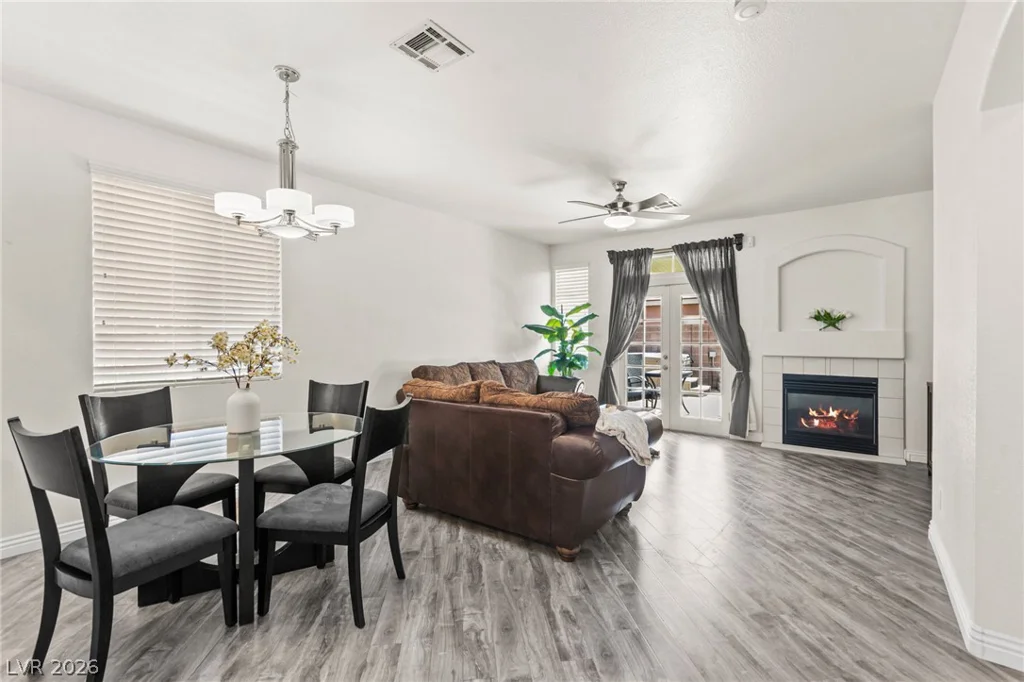 375 Golden Shore, Las Vegas, NV 89123