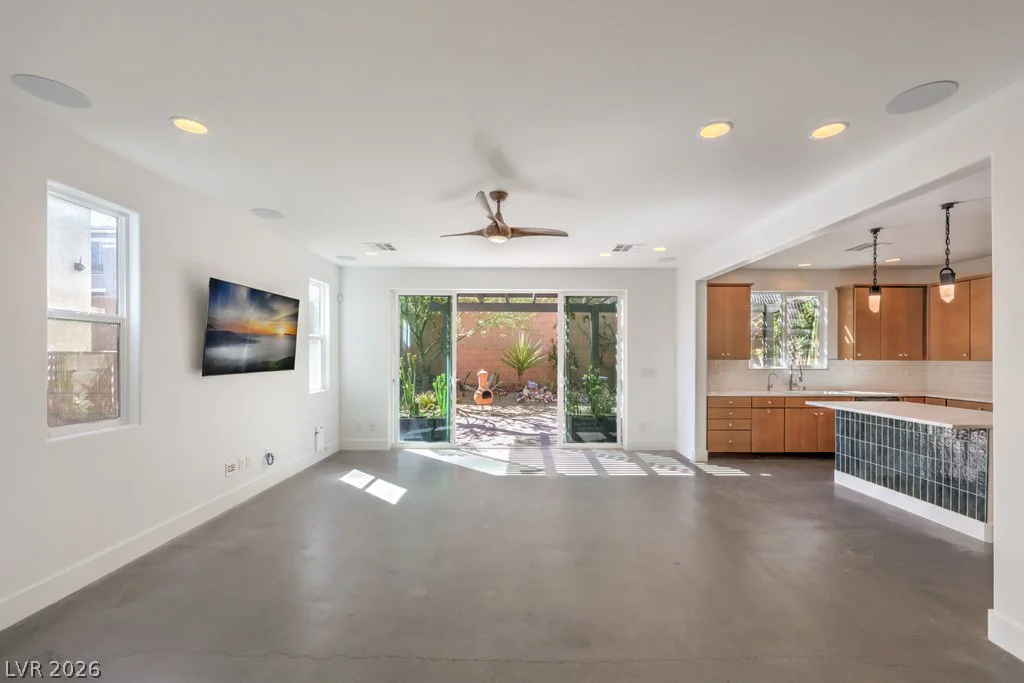 9463 Brough, Las Vegas, NV 89178