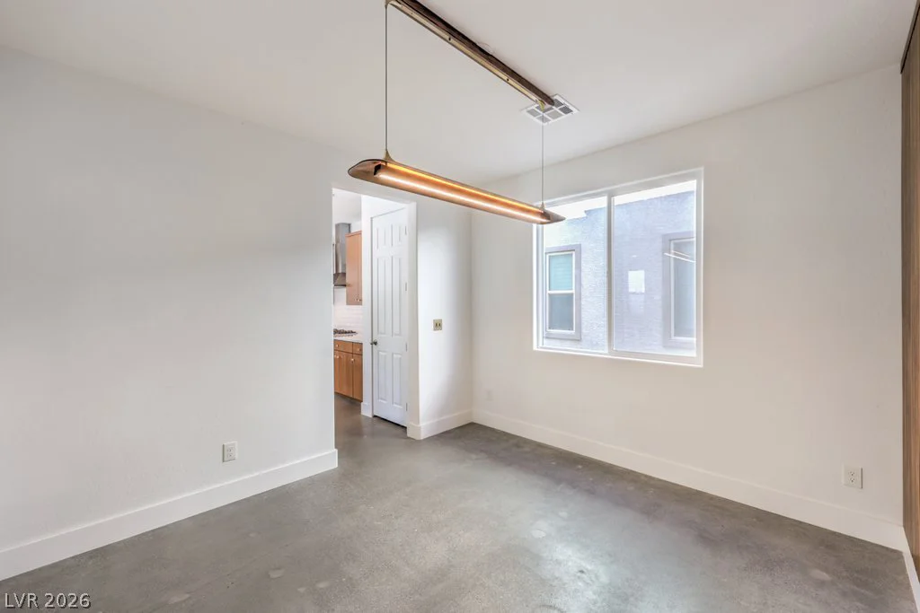 9463 Brough, Las Vegas, NV 89178