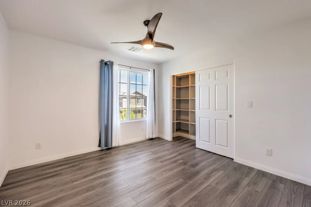 9463 Brough, Las Vegas, NV 89178