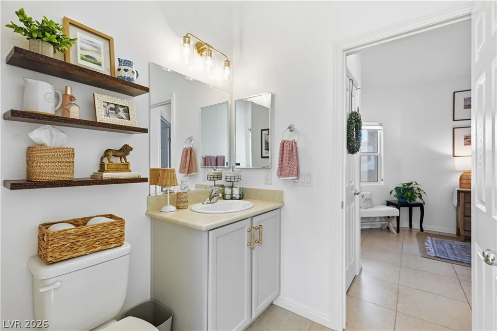 6049 River Belle, North Las Vegas, NV 89031