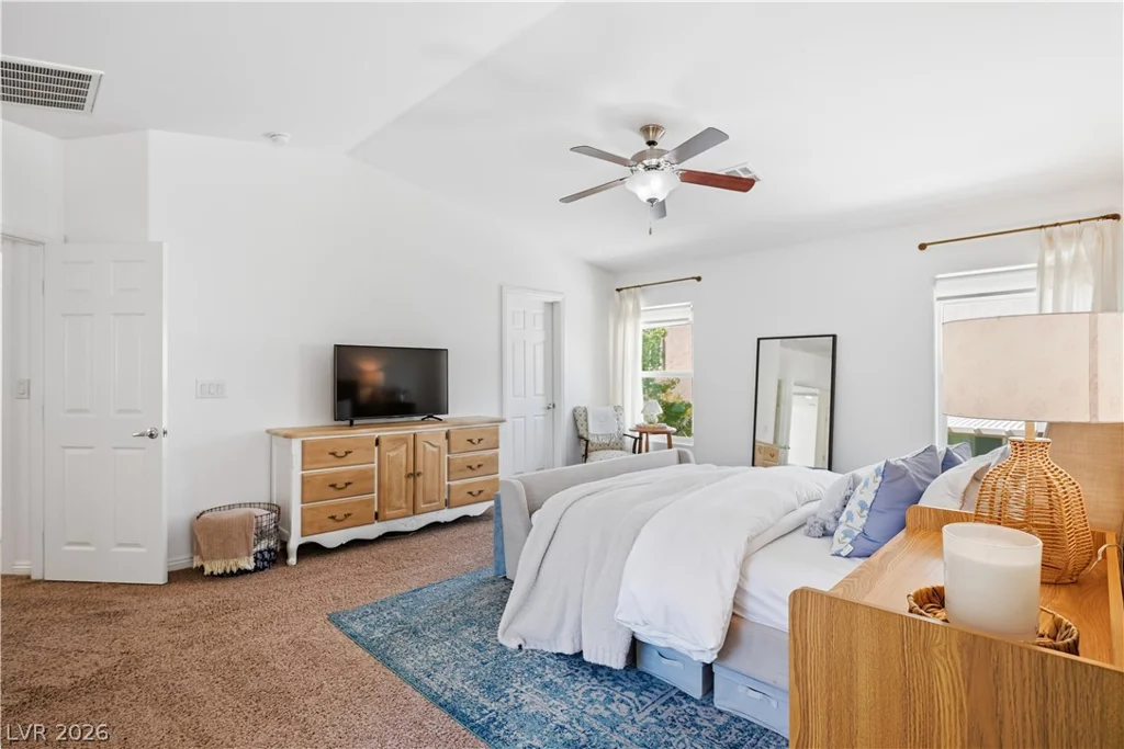 6049 River Belle, North Las Vegas, NV 89031