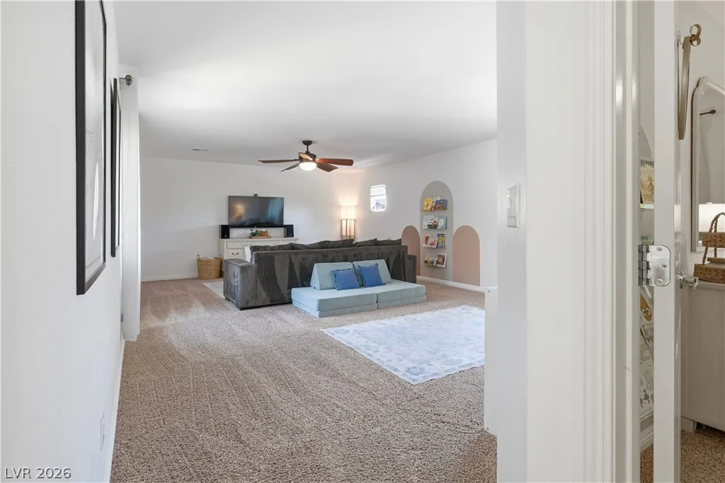 6049 River Belle, North Las Vegas, NV 89031